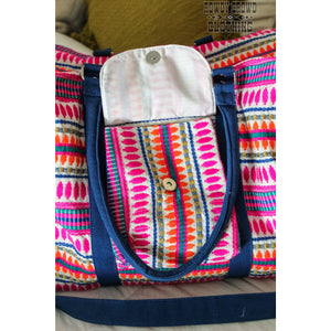 western travel bag, weekender bag, travel bag, duffel bags, luggage, travel sets,  western wholesale, western bag, wholesale clothing and accessories, western gifts, western duffle bag, colorful travel bags, colorful duffle bag, southwestern bags, overnight bags, large duffle bag, travel weekend bag, gym duffle bag